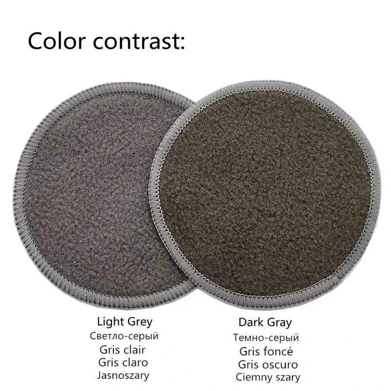 Disques démaquillants réutilisables en gris clair et gris foncé pour un démaquillage écologique et efficace