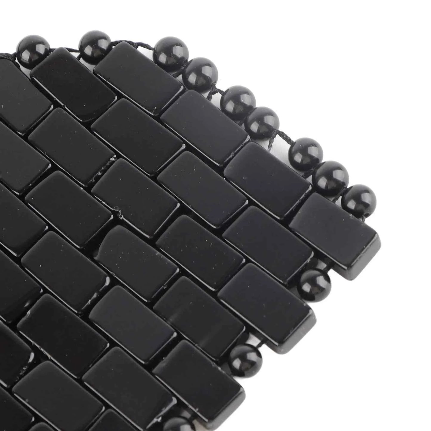 Masque de jade pour récupération naturelle oculaire avec design en perles noires pour apaisement des yeux