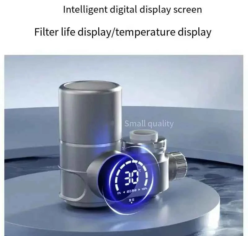 Purificateur d'eau robinet avec écran numérique intelligent affichant la durée de vie du filtre et la température
