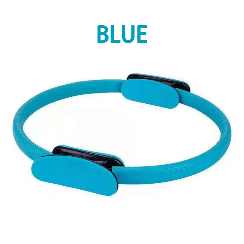 Anneau de pilates bleu avec poignées confortables pour un entraînement efficace et complet