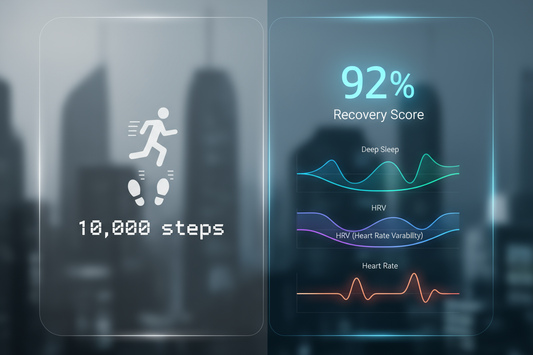 Un tableau de bord comparant un simple compteur de pas à un score de récupération détaillé et lumineux, illustrant l'importance des données de récupération sur l'effort.